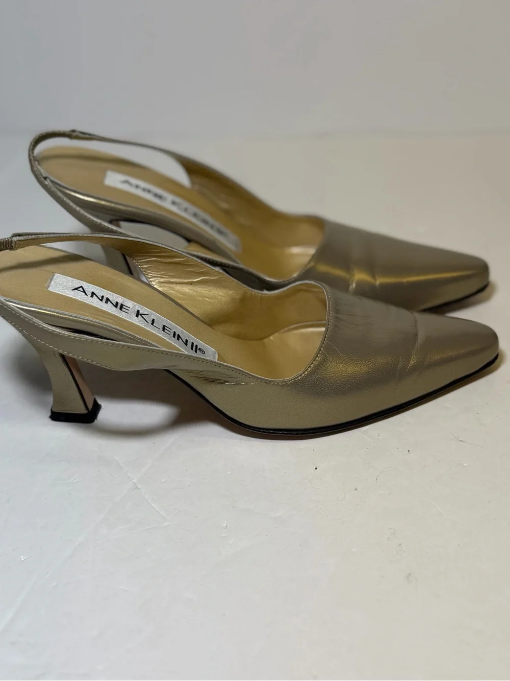 Anne Klein Metallic Gold-Taupe Pointed Slingback Heels size‎ 6